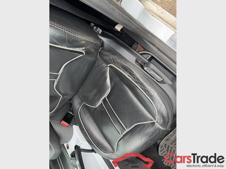 FORD Kuga Kuga 2.0 TDCi ECO 2WD Titanium #6