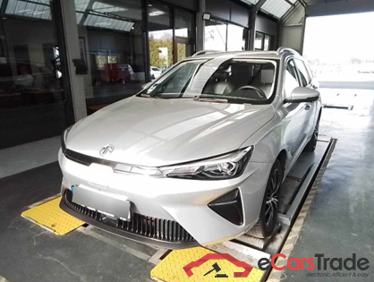 MG MG5 Standard Luxury 5d 130kW