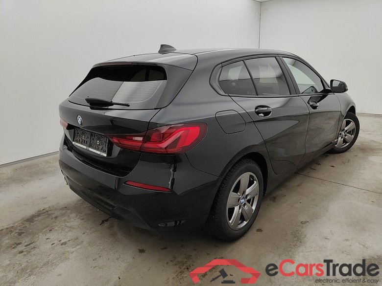 BMW 1 Reeks Hatch 116dA (85 kW) 5d #2