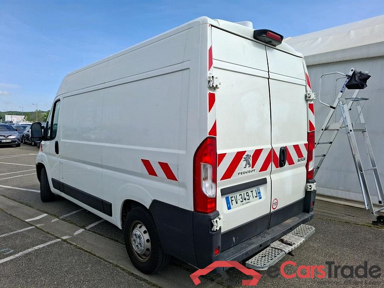 PEUGEOT Boxer / 2014 / 4P / Fourgon tôlé BlueHDi S&S 120 PREMIUM 335 L2H2 #2