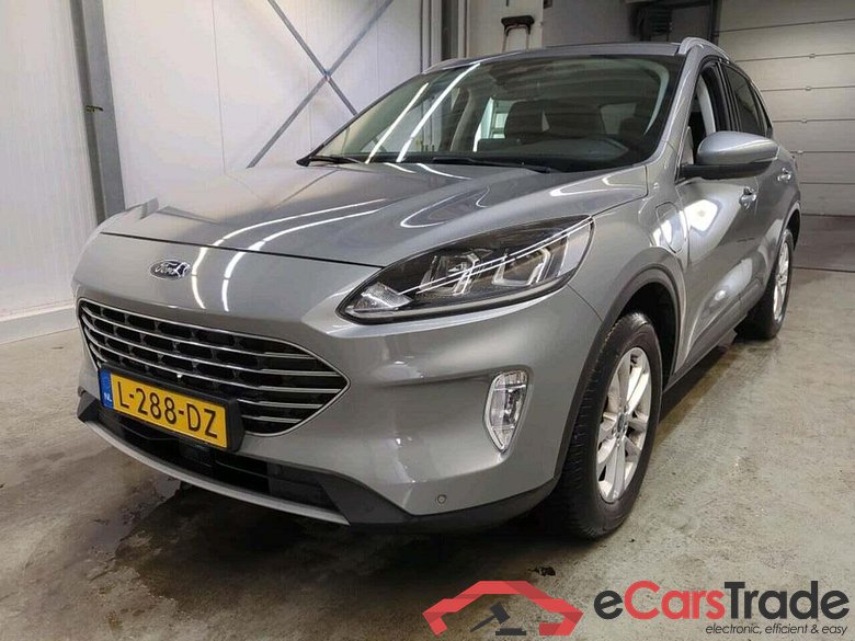 FORD KUGA 2.5 PHEV Titanium