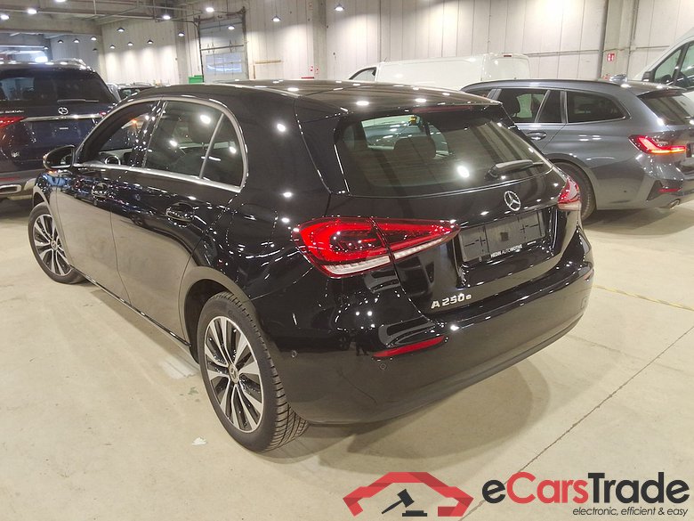 MERCEDES-BENZ A-CLASS 1.3 A 250 E DCT BUSINESS SOLUTION #2