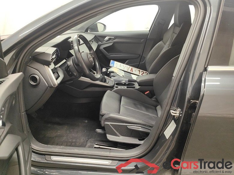 Audi A3 Sportback 2.0 30 TDi 85kW Advanced 5d #3