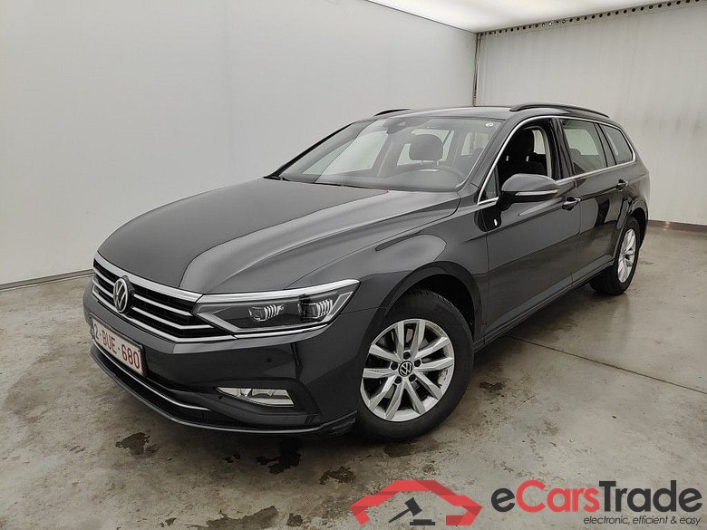 Volkswagen Passat Variant 2.0 TDI 90kW DSG Style Business 5d #1