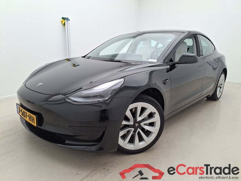 Tesla Model 3 Standard RWD Plus 60 kWh #1