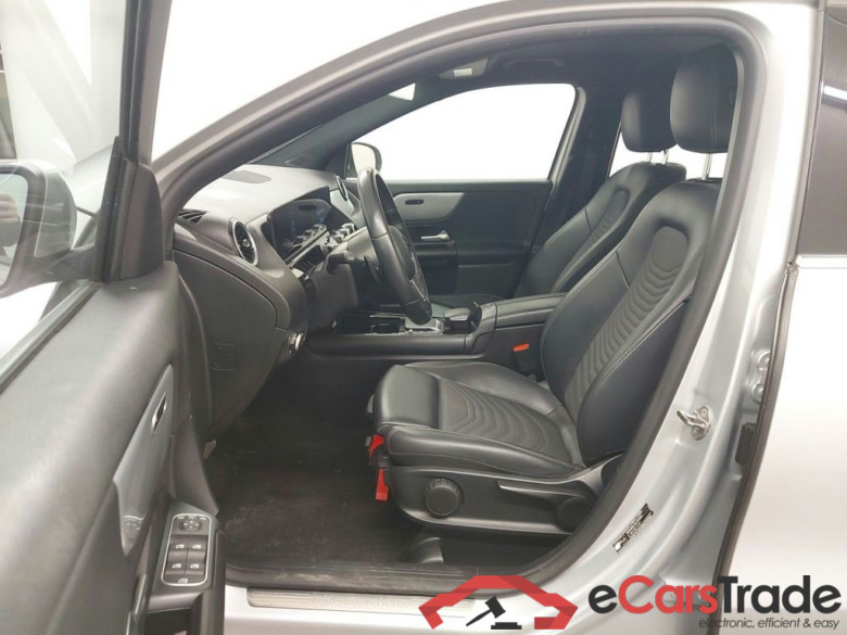 MERCEDES CLASSE GLA DIESEL - 2020 GLA 200 d 150 business Solution 5d Auto #3