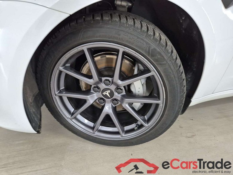 TESLA MODEL 3 BASIS RWD #4