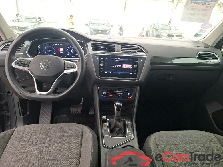 VOLKSWAGEN Tiguan / 2020 / 5P / SUV 1.4 eHybrid 245 DSG6 Life Business #5