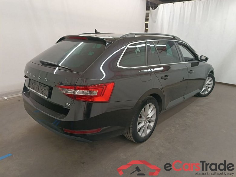 Skoda Superb Combi 1.4 TSI iV 160kW DSG6 Ambition 5d #2