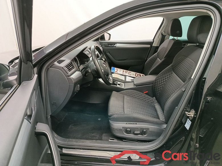 Skoda Superb Combi 1.4 TSI iV 160kW DSG6 Ambition 5d #3