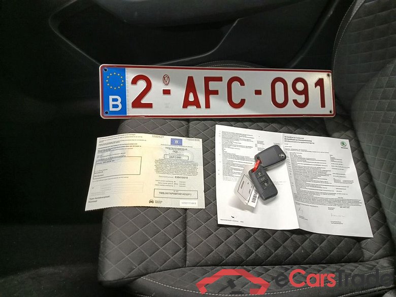 Skoda Superb Combi 1.4 TSI iV 160kW DSG6 Ambition 5d #4