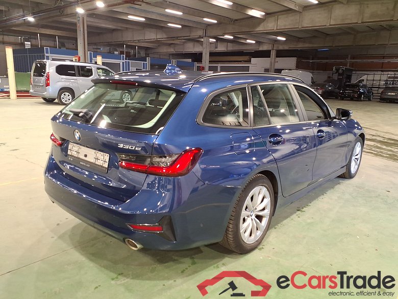 BMW 3 TOURING - 2019 330eAS PHEV #4
