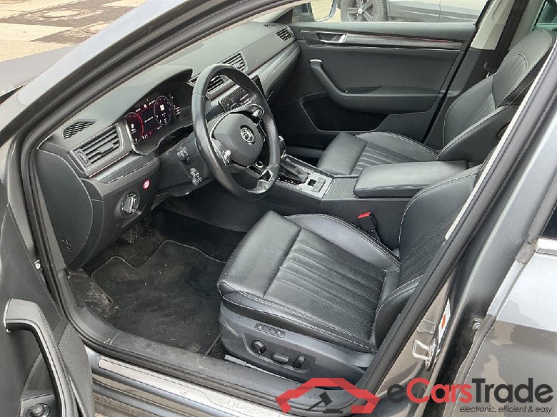 Superb Combi Premium Edition 2.0 TDI 147KW AT7 E6d #4