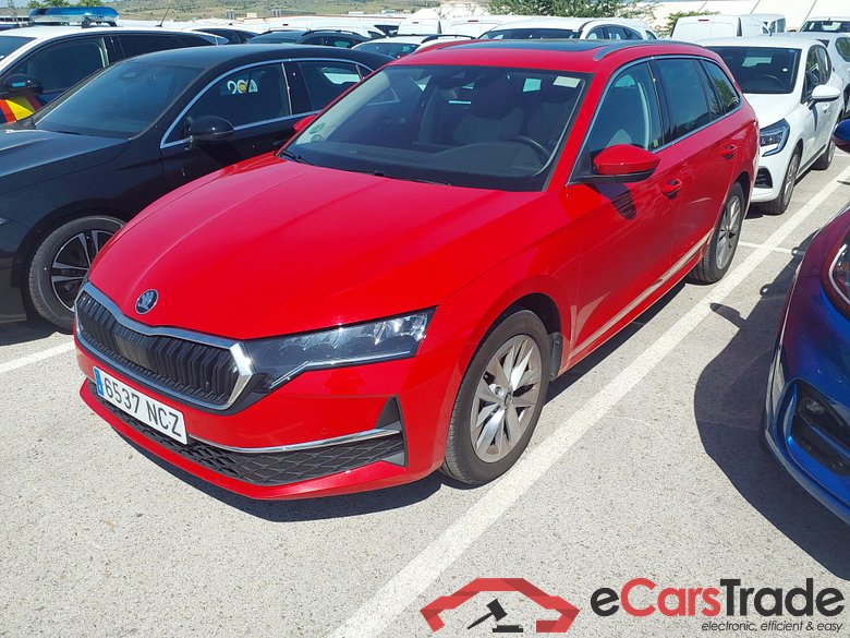 SKODA Octavia 2.0 TDI 110 kW (150CV) DSG 7 vel AutomÃ¡tico Combi Design(Pano-Roof + Winterpack)