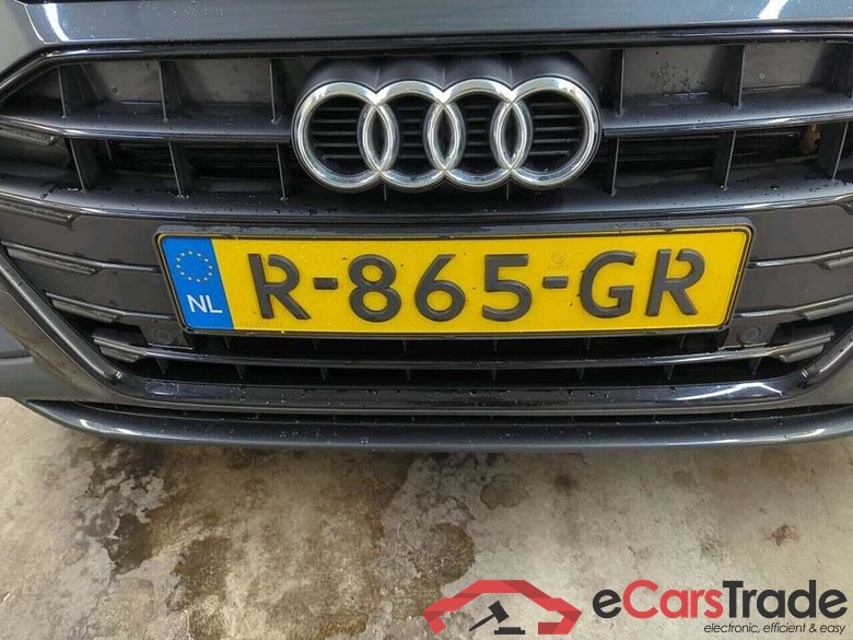 AUDI A4 Avant 35 TFSI Adv Edition #4