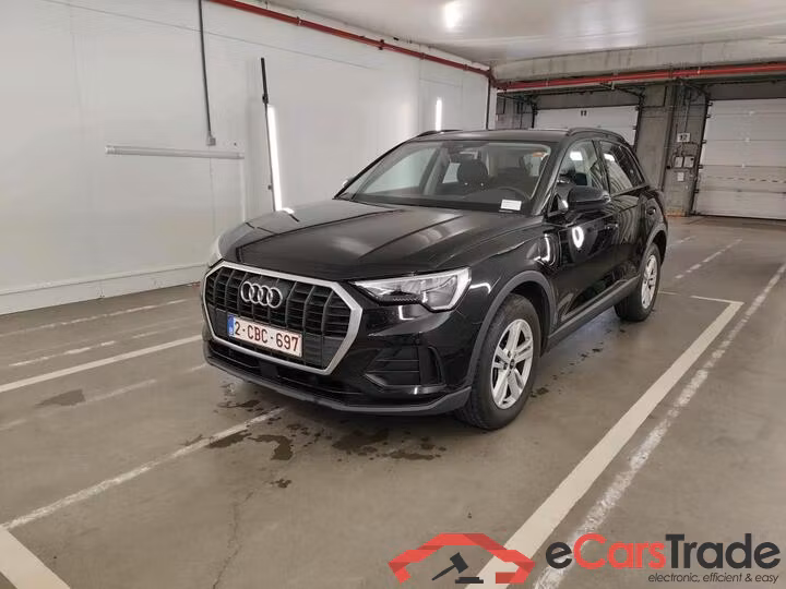 Audi Q3 Q3 45 TFSI e S tronic (PHEV) 180kW/245pk  5D/P Auto-6 #1