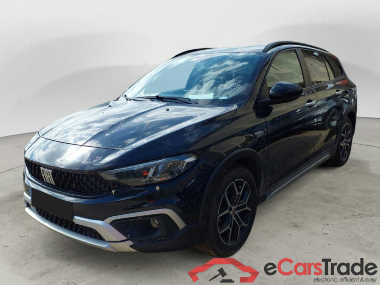 Fiat Tipo Cross 1.5 Firefly Turbo 130 ch S&S DCT7 Hybrid #6