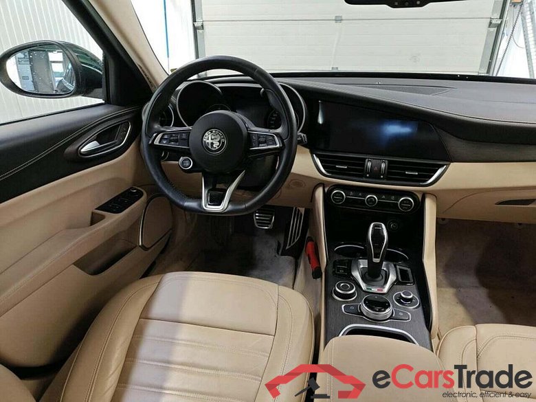 Alfa Romeo Giulia 2.2 TI #3