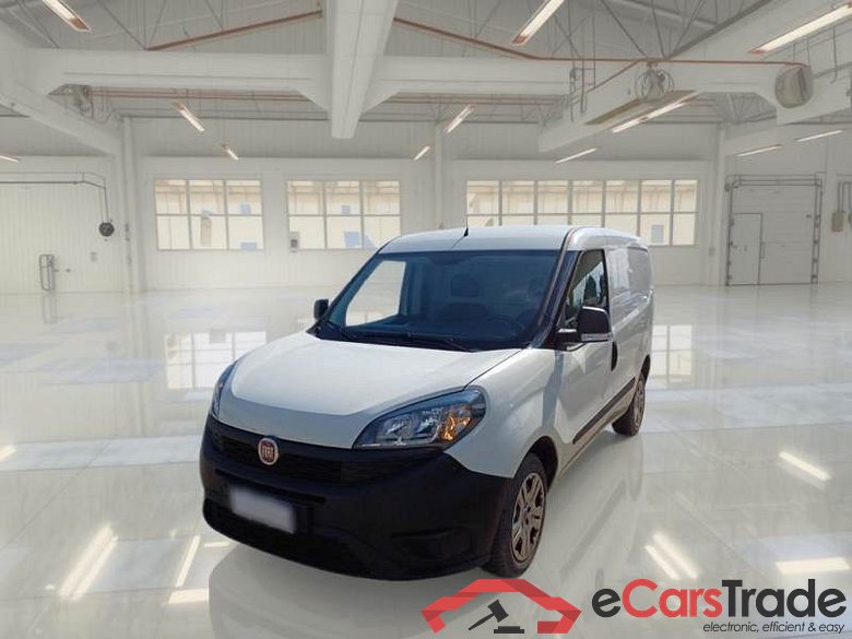 FIAT DOBLÒ CARGO / 2014 / 4P / VETT. FURGONATA CH1 LOUNGE 1.6 MJET 90CV E6D-F SeS #1
