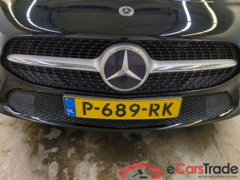 MERCEDES-BENZ A-klasse 250 e Bns Sol Luxury #4