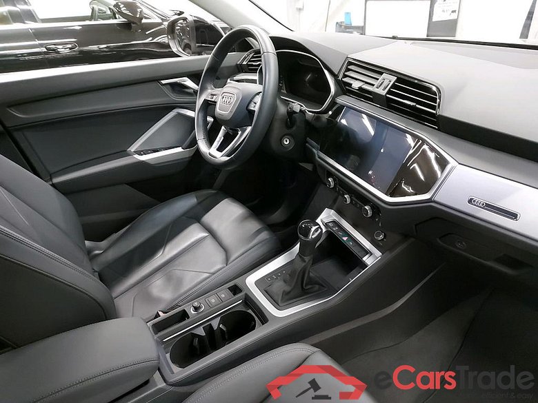 AUDI - AUD Q3 SB 45 TFSI e 245PK e S-Tronic Pack Platinum With Heated Seats & Adaptive Cruise Control  * HYBRID * #3