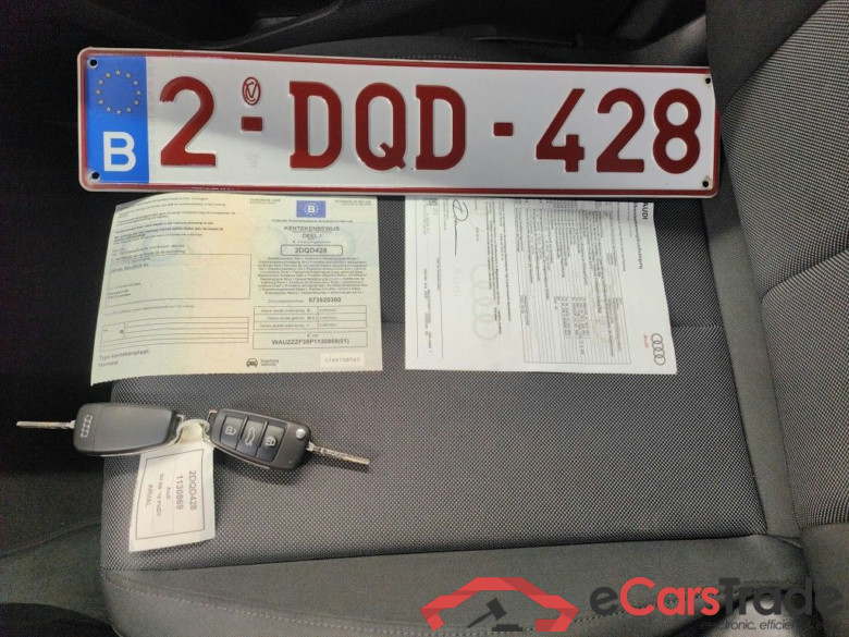 Audi Q3 Sportback 45 TFSI e S tronic S Line 5d #4