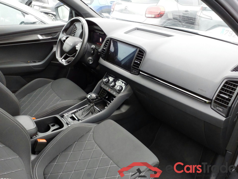 SKODA Karoq 2.0 TDI 110kW 150cv DSG AutomÃ¡tico Sportline #2