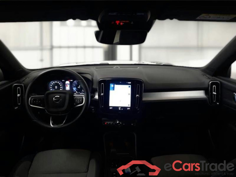 VOLVO XC40 / 2021 / 5P / SUV T2 AUTOMATICO CORE #3