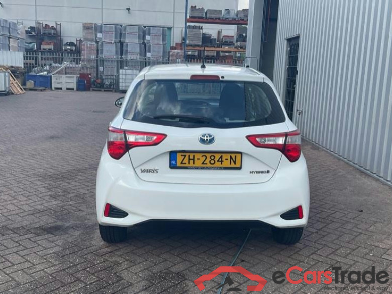 TOYOTA YARIS 1.5vvti hybrid active 74kW cvt aut #4