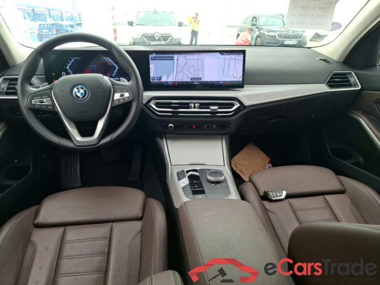 BMW Série 3 Berline / 2022 / 4P / Berline 320e 204ch Business Design BVA8 Hybride #5