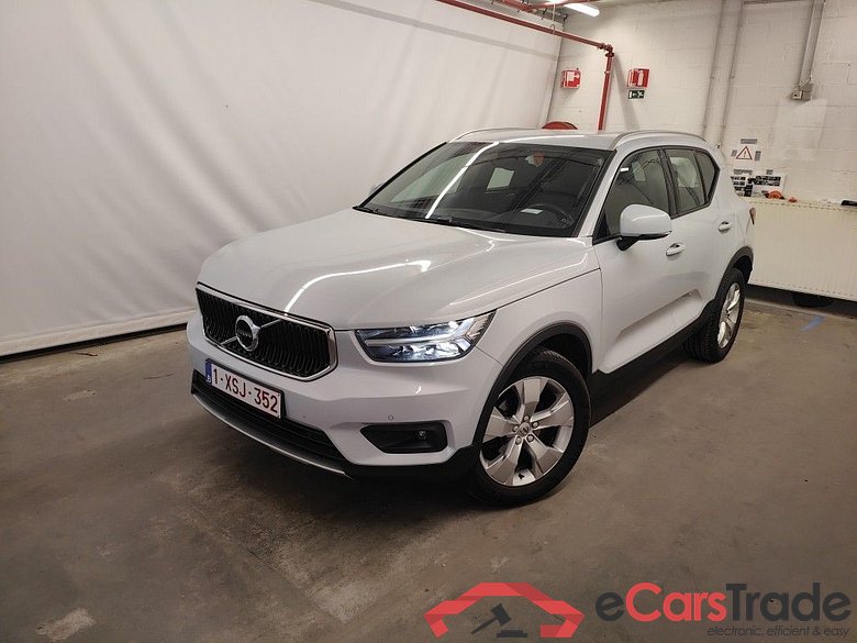Volvo XC40 T3 Momentum Pro 5d