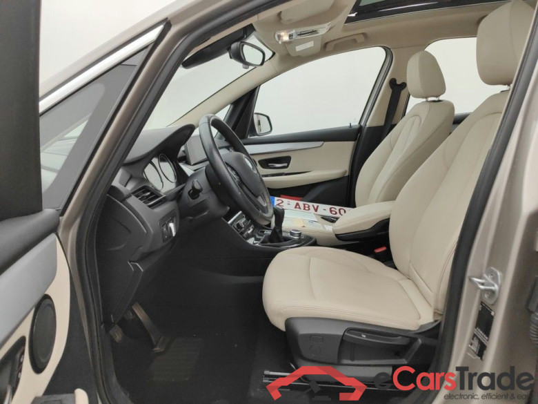 BMW 216d Gran Tourer Pano LED Navi Leather KeylessGo Klima PDC ... #6