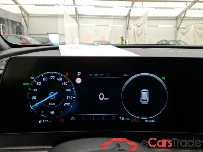 KIA Sportage / 2021 / 5P / SUV 1.6 T-GDI 265 PHEV AUTO 4WD GT-LINE PREM #6