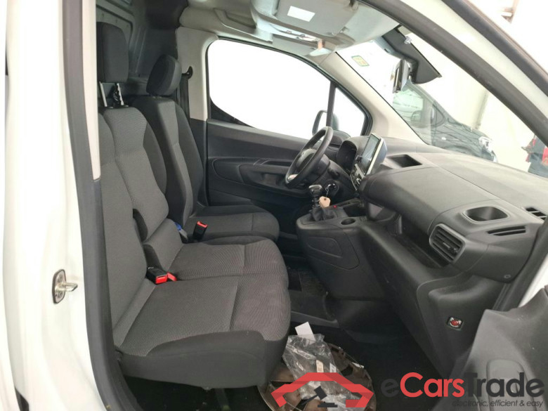 CITROEN Berlingo / 2018 / 4P / Fourgonnette M 1000kg PureTech 110 BVM6 Driver (Ex 732S) #6