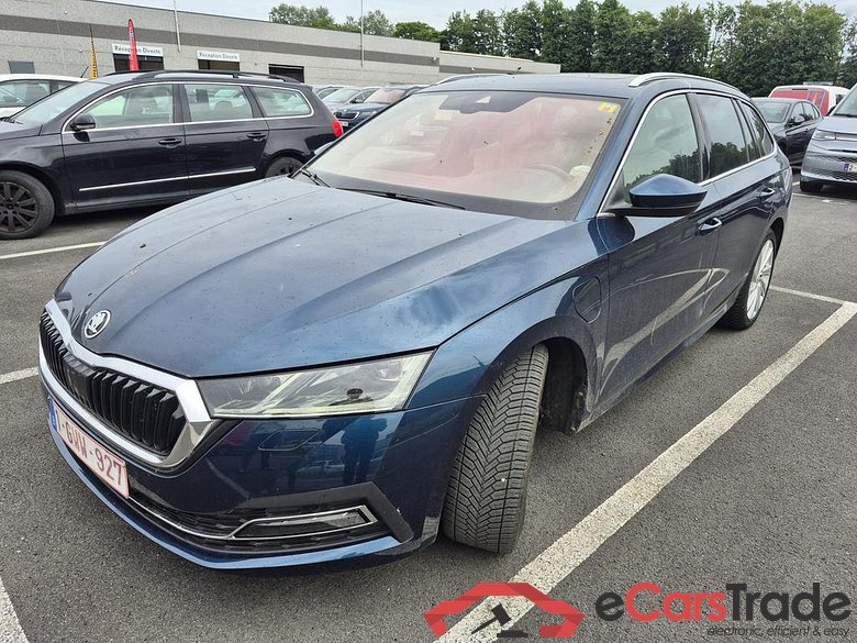 SKODA Octavia Combi PHEV Octavia Combi Clever+ 1,4 TSI iV 150 kW 6-speed automat.