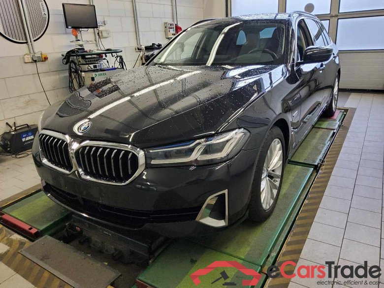BMW 5 Touring (G31)(2017->) DE - Kb5 530 e EU6d, xDrive Luxury Line OPF, (Facelift) 2020 - 2024