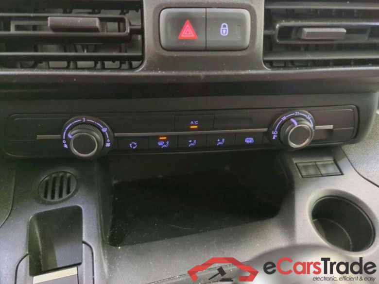 PEUGEOT Partner 1.2 PT. Premium #5