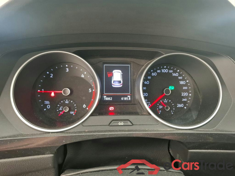 VOLKSWAGEN Tiguan / 2020 / 5P / SUV 2.0 TDI 150 DSG7 Life Business #6