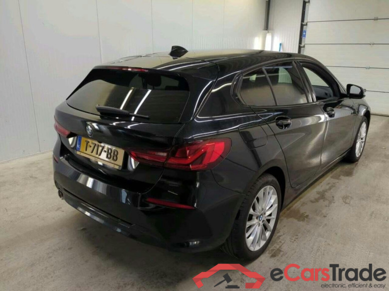BMW 1-serie 118i Intro Ed. #2