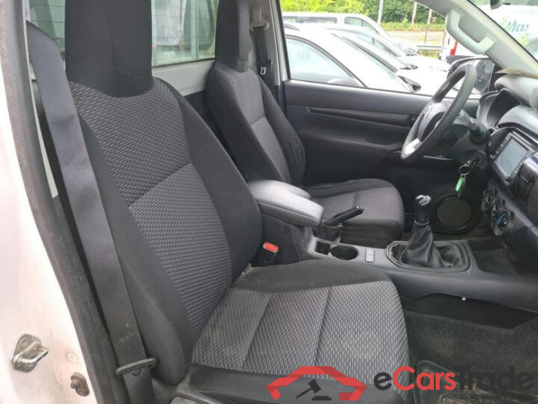 Toyota Hilux 2.4 D-4D 4x4 Single Cab Hardtop Display Klima ... #6