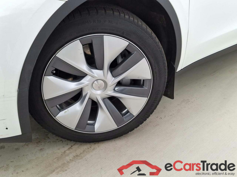 TESLA MODEL Y LONG RANGE AWD AUTOPILOT #5