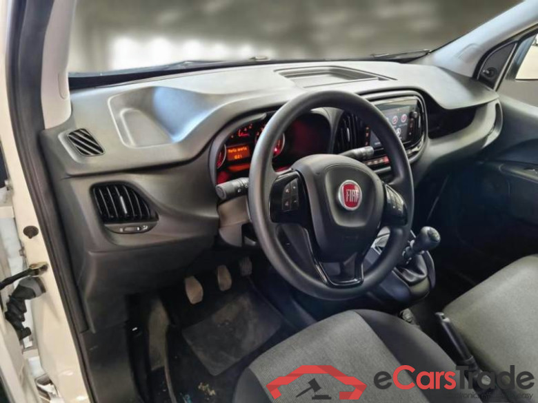 FIAT DOBLÒ CARGO / 2014 / 4P / VETT. FURGONATA CH2 LOUNGE 1.6 MJET 120CV E6D-F SeS #3