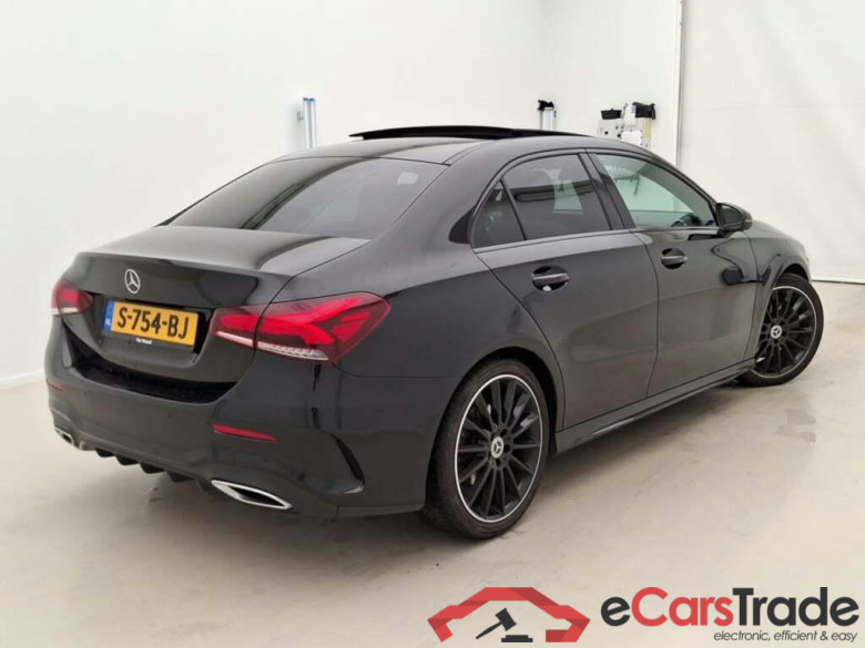MERCEDES-BENZ A-klasse 250 AMG Line AUT. #2