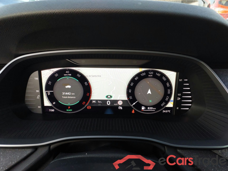 SKODA Octavia 1.5 TSI 110kW (150CV) m-HEV DSG 7 vel. AutomÃ¡tico Combi Design(Pano-Roof + Winterpack) #4