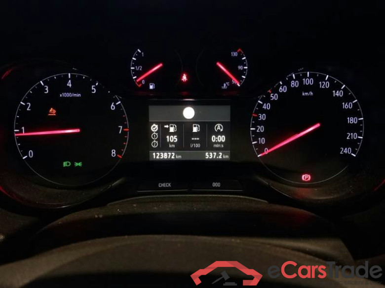 OPEL GRANDLAND X / 2017 / 5P / SUV 1.5 DIESEL BUSINESS EDIT. 130CV SeS MT6 #4