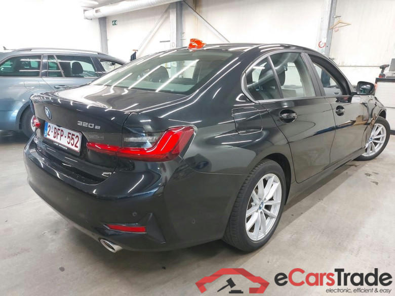 BMW - BMW 3 BERLINE 320e 204PK Pack Business Plus With Heated Seats & Driving Assistant & Active Cruise Control & Parking Assistant Pack & Electric Sunroof * HYBRID * #2