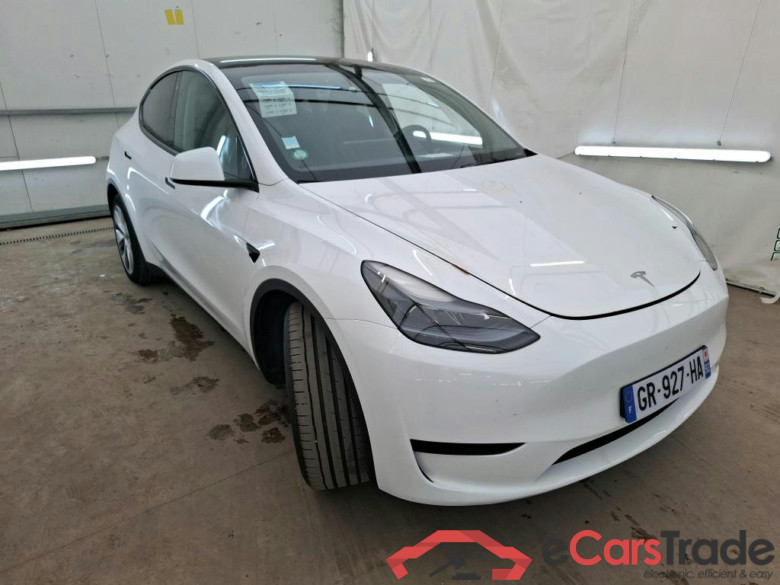 TESLA Model Y / 2021 / 5P / SUV RWD #5
