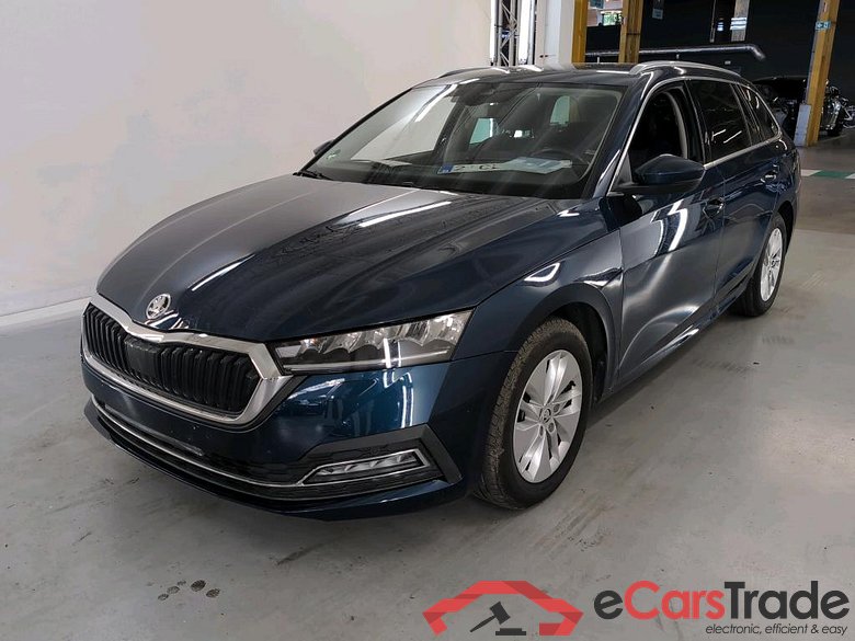SKODA OCTAVIA COMBI 2.0 CRTDI 85KW DSG7 CLEVER