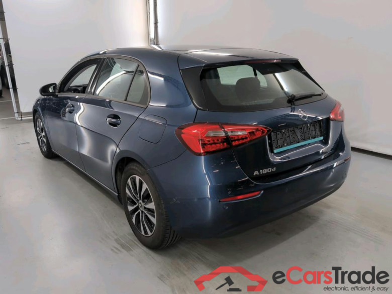 MERCEDES-BENZ A-CLASS 2.0 A 180 D BUSINESS SOLUTION ESSENTIAL #3
