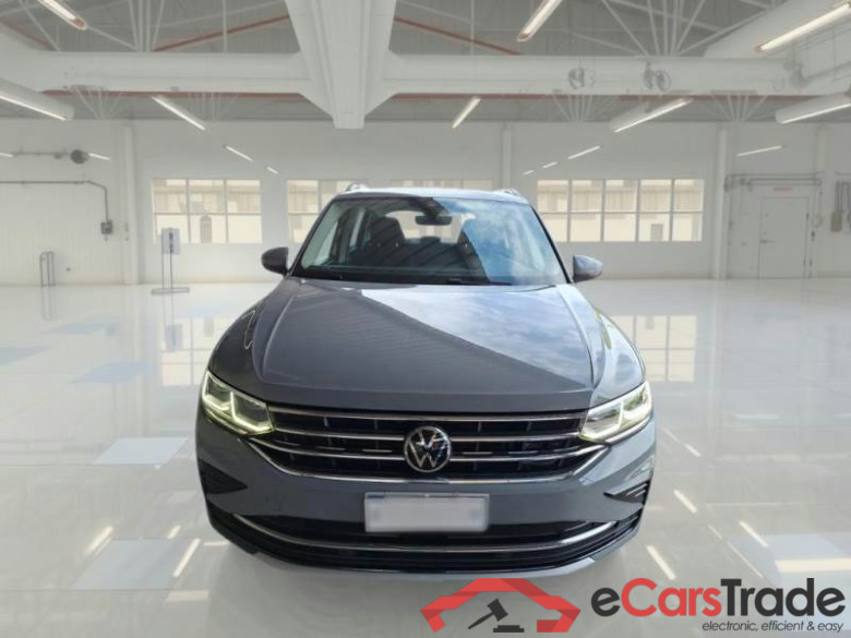 VOLKSWAGEN TIGUAN / 2020 / 5P / SUV 2.0 TDI SCR 110KW ELEGANCE DSG #6